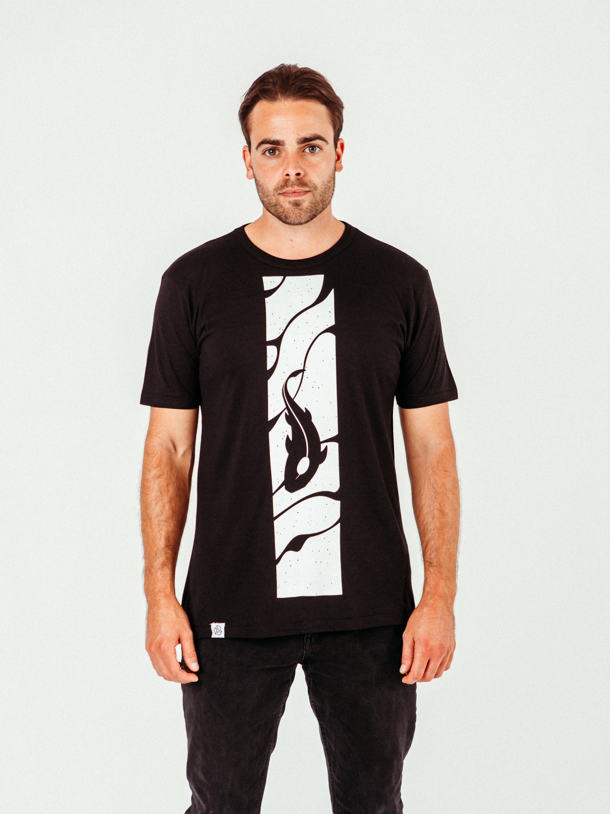 Koi Bamboo Tee - TOMOTO #colour_black